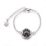 Fekete tulipán csokros népművészeti karkötő