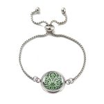 Zöld csokros népművészeti karkötő