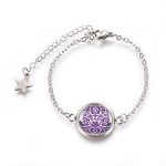 Lila csokros népművészeti karkötő